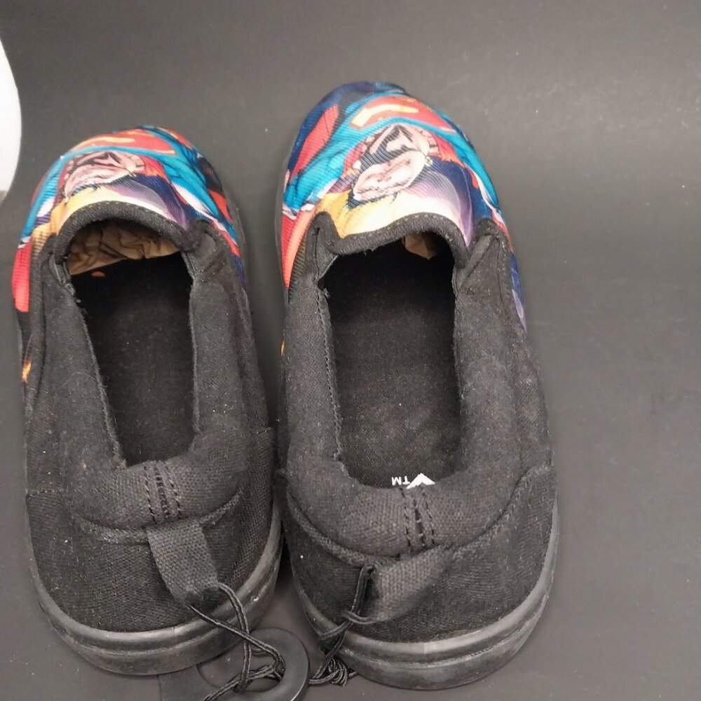 DC Comics: Superman Men's Shoes - Picture 9 of 13